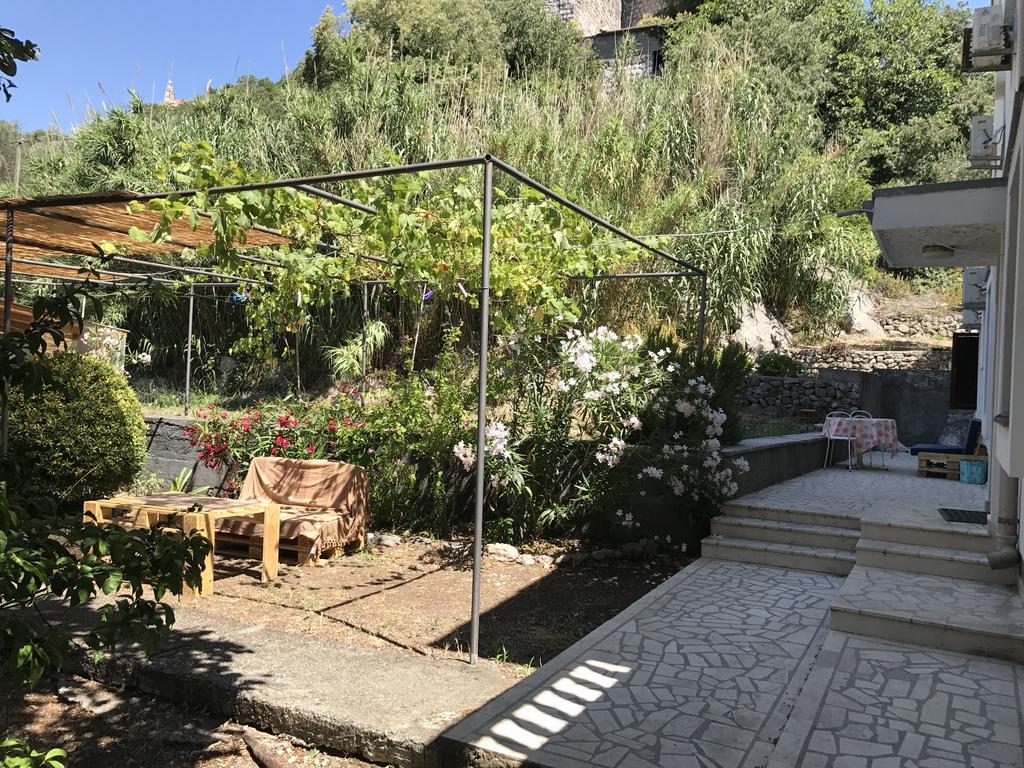 Vuko I Magdalena Midzor Daire Petrovac Dış mekan fotoğraf